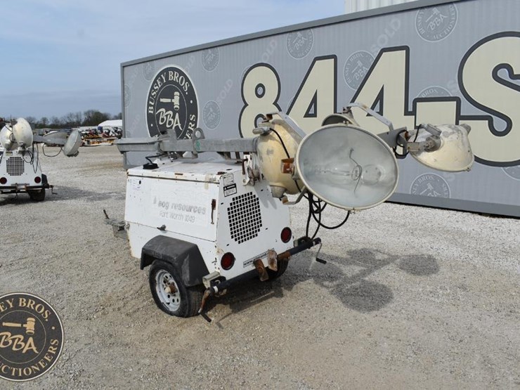 allmand-bros-towable-light-tower-42908-image-3