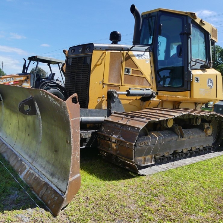 DEERE 700K LGP