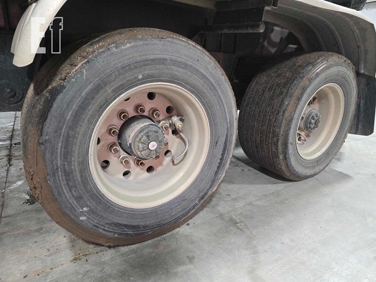 1992-ibex-6218-image-21