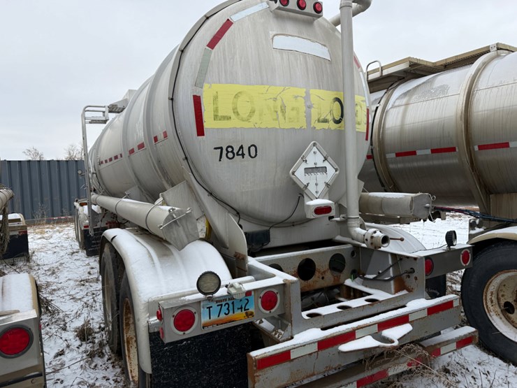 2009-heil-trailer-image-5