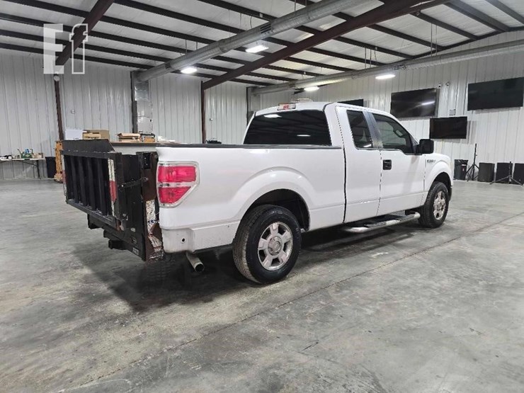 2013-ford-f150-xlt-image-3