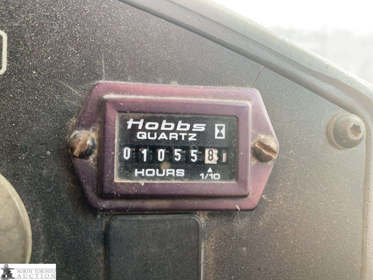 2010-caterpillar-924h-image-17