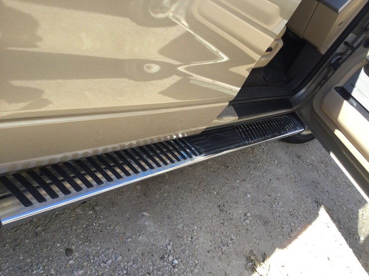 2011-ford-f150-lariat-image-6