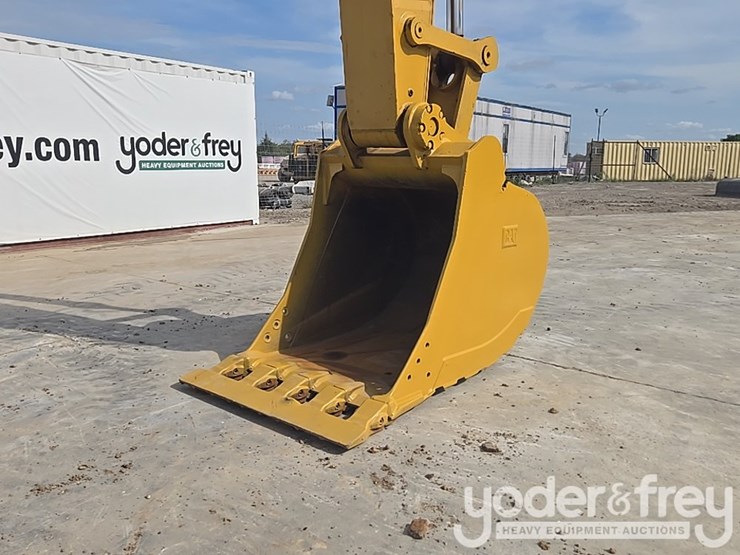 2017-caterpillar-336fl-image-27