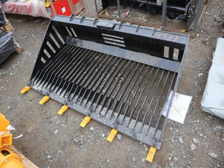 future-skid-steer-rock-bucket-image-1