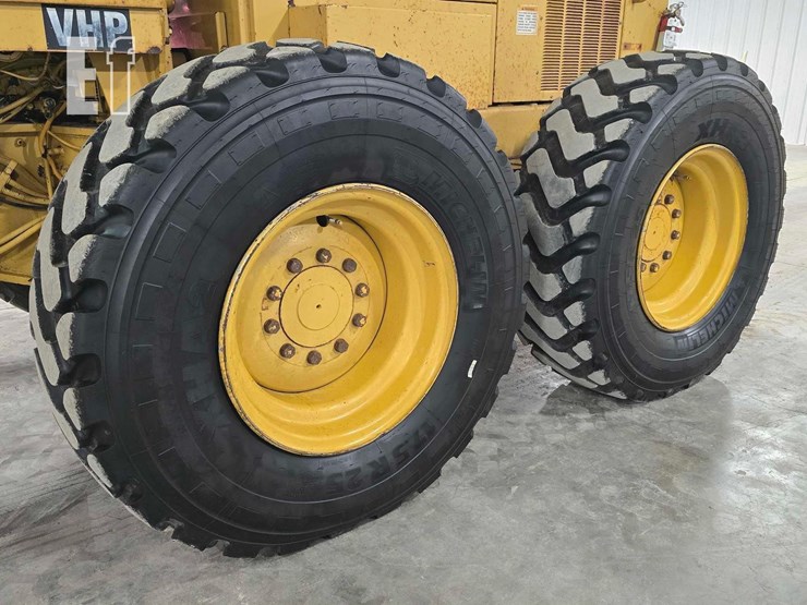 1996-caterpillar-140h-image-29