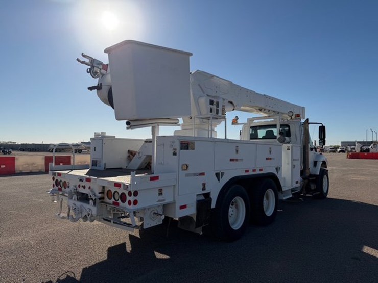 2010-international-workstar-7400-image-9