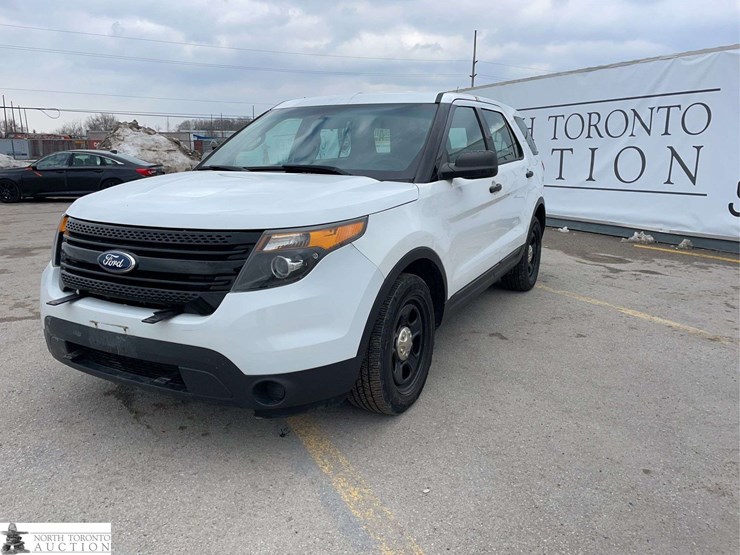 2014-ford-explorer-image-1