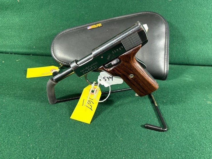 h&r-32-cal-pistol-image-4