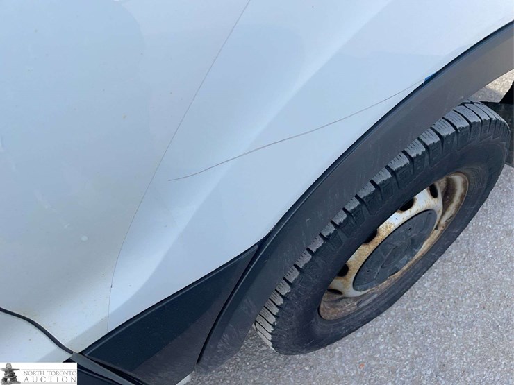 2015-ford-transit-image-25