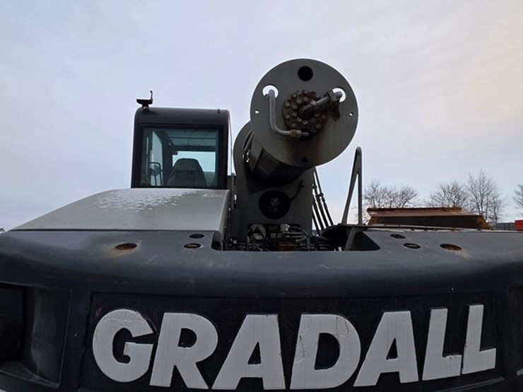 2001-gradall-xl3100-image-17