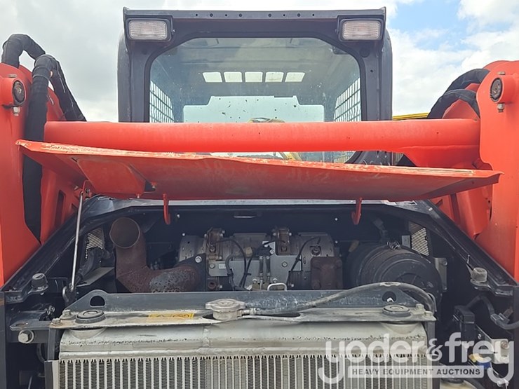 2020-kubota-svl65-2-image-29