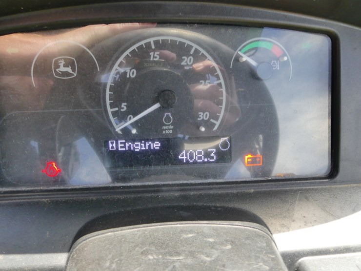 2024-john-deere-3025e-image-15