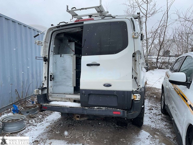 2016-ford-transit-image-5