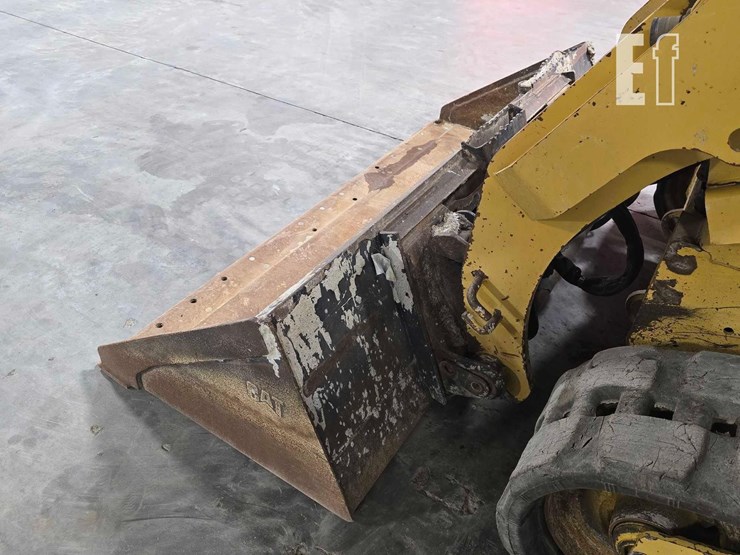 2018-caterpillar-259d-image-12