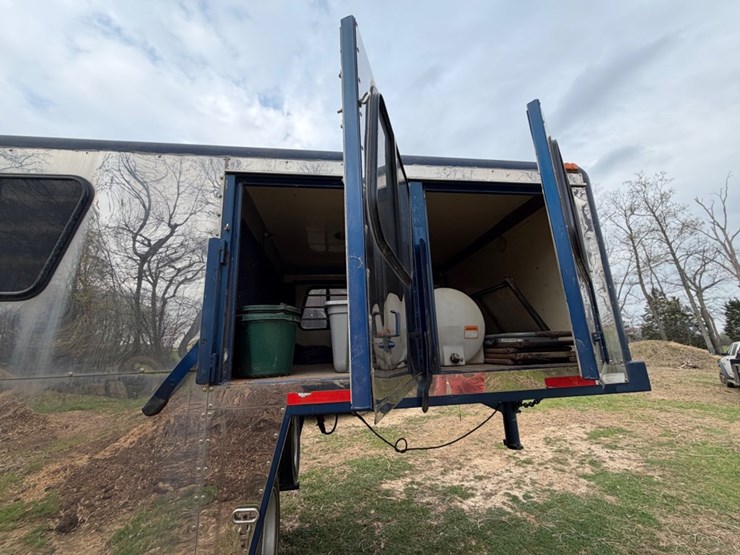 #31730-•-1997-grand-prix-30'-gooseneck-livestock-trailer-image-20