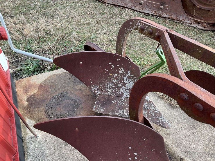 john-deere-12-image-10