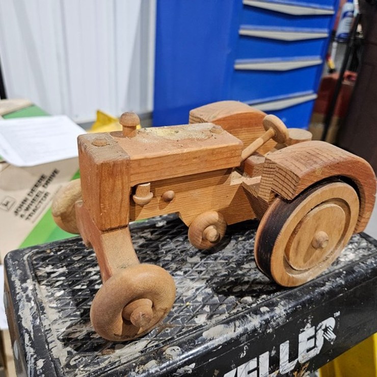 #989 • Wooden Tractor