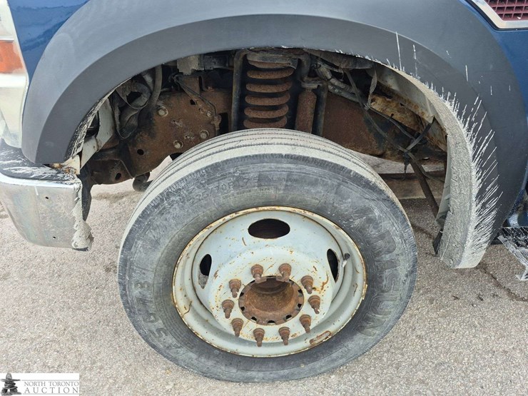 2008-ford-f550-image-19