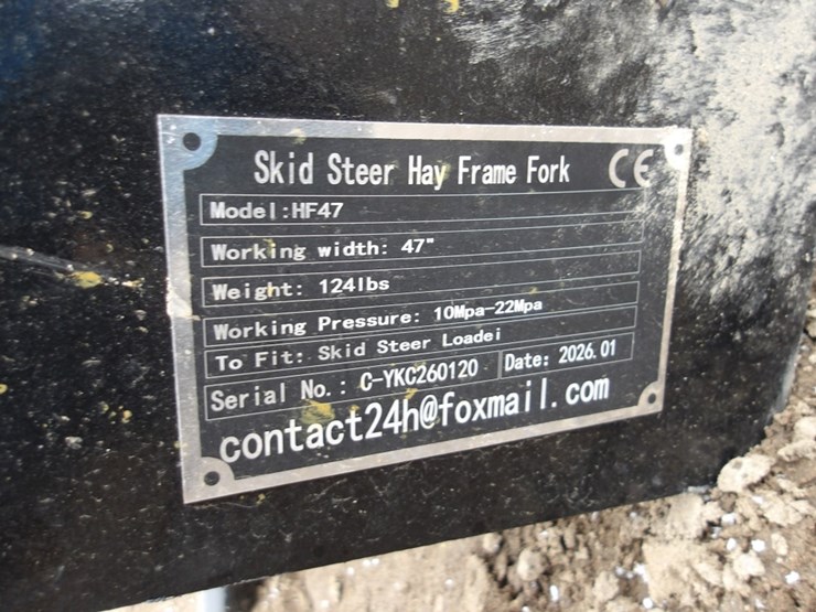 #7392-•-skid-steer-bale-spear-image-5