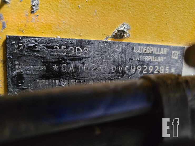 2023-caterpillar-259d3-image-38