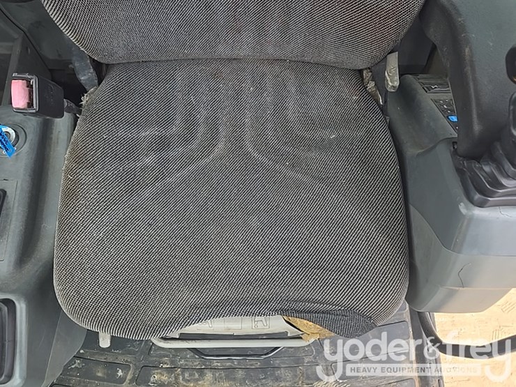 2020-doosan-dx60e-9cn-image-100