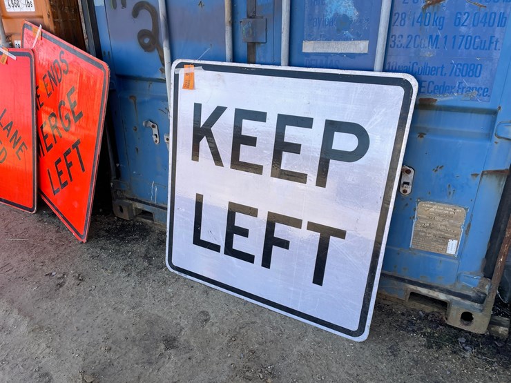 #3933-•-retired-white-fiberglass-road-sign-image-4