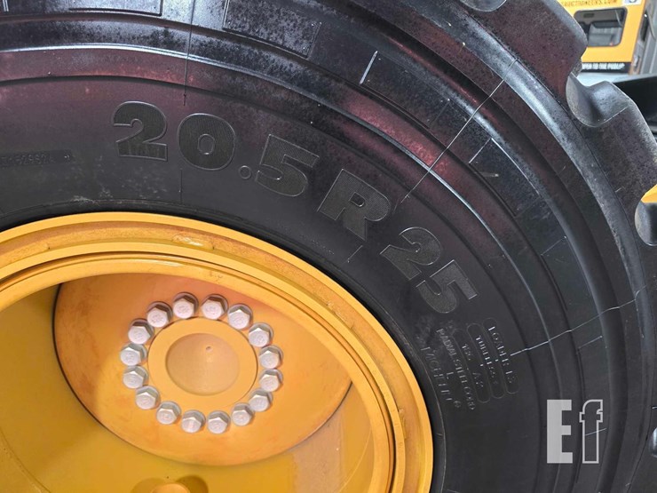 2019-caterpillar-926m-image-29