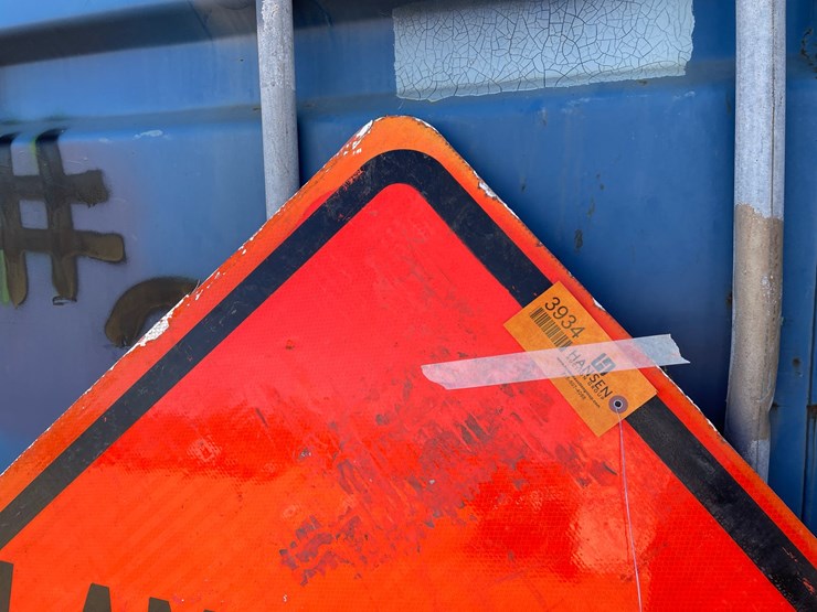 #3934-•-retired-fiberglass-road-signs-image-6