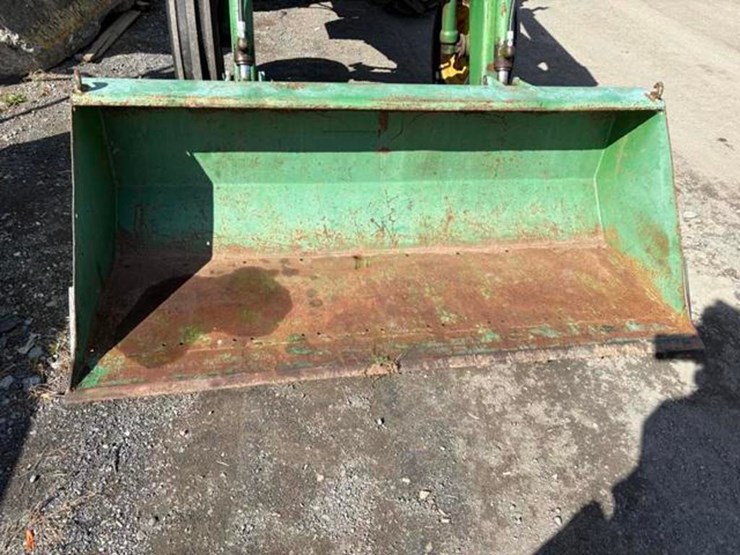 john-deere-2440-image-5