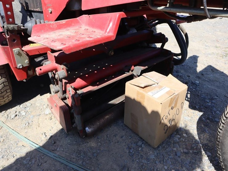 toro-reelmaster-2300d-image-11