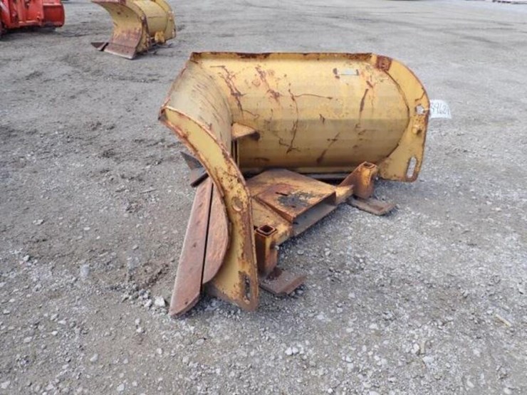 4-ft-v-plow-045366-image-5