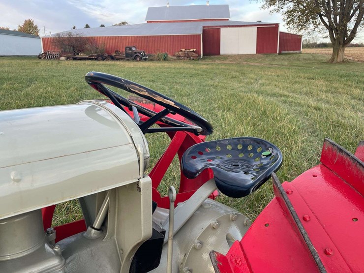 1917-experimental-fordson-tractor-(oldest-fordson-tractor-in-the-world)-image-39