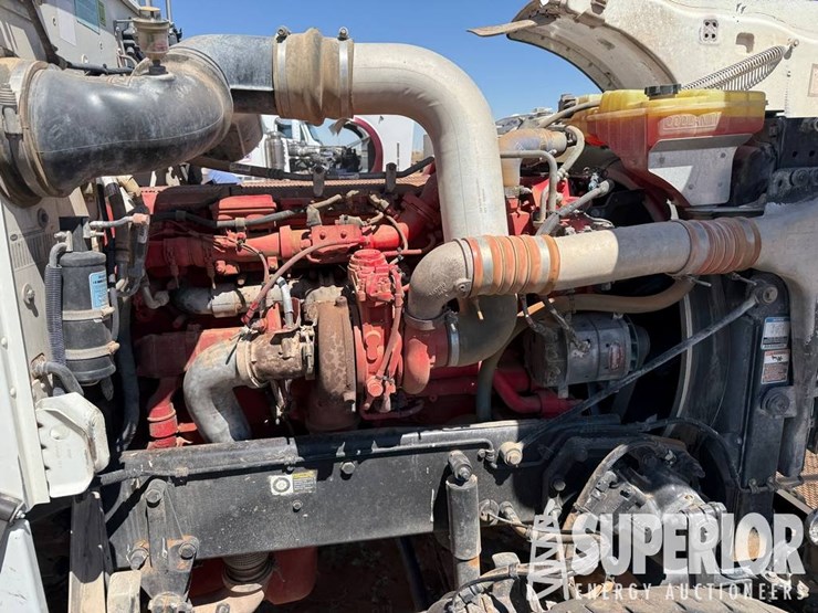 2013-peterbilt-367-image-8