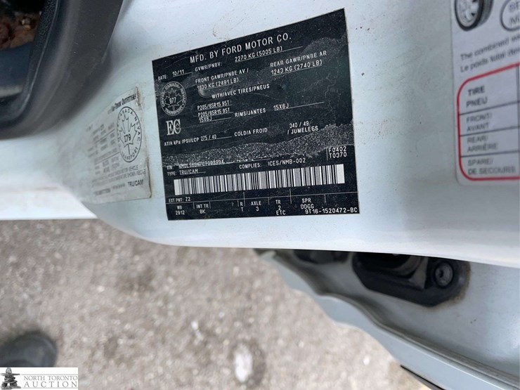 2012-ford-transit-connect-image-27