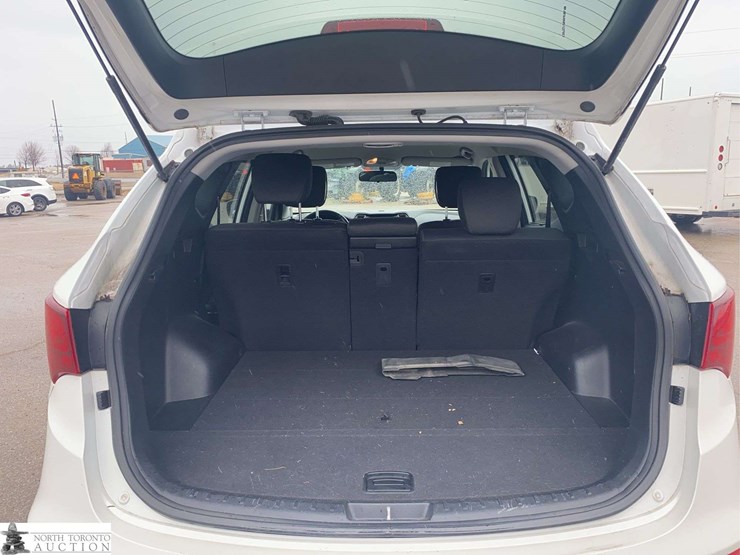 2017-hyundai-santa-fe-image-30