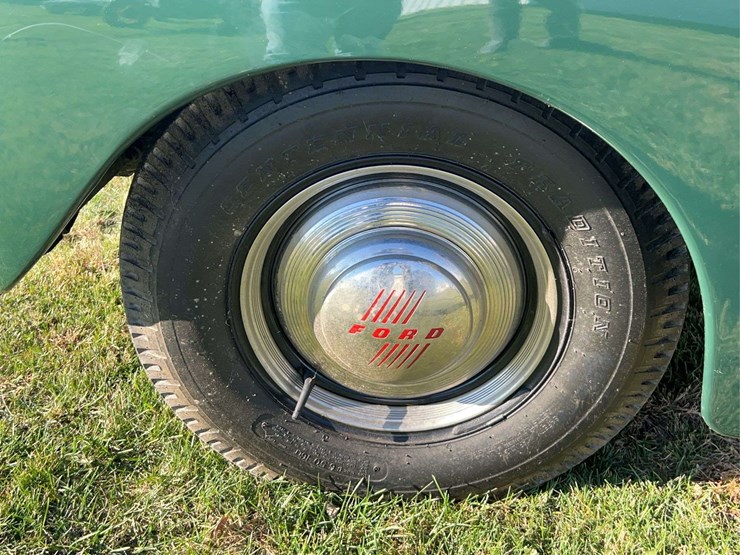 1946-ford-pickup-image-61