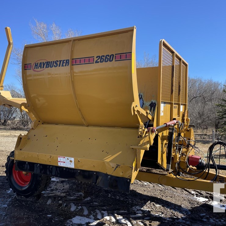 HAYBUSTER 2660