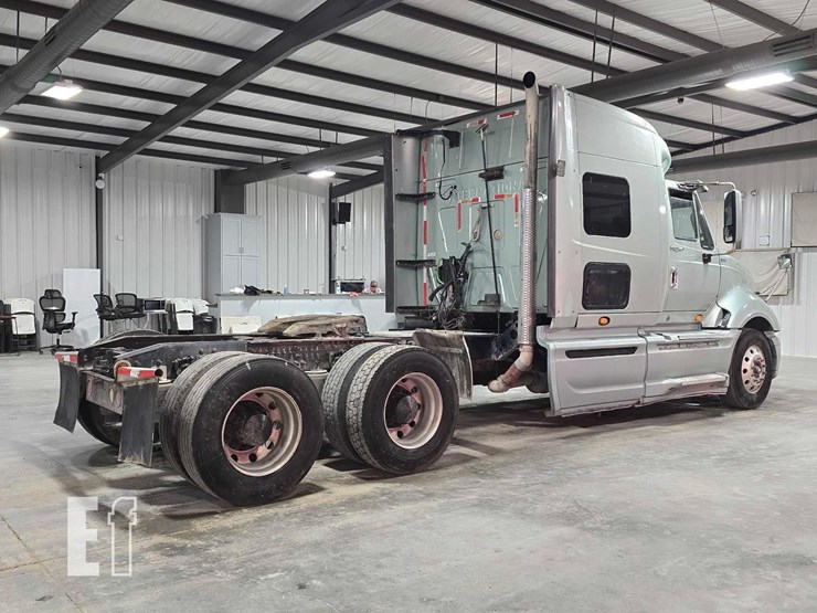 2012-international-prostar-image-3