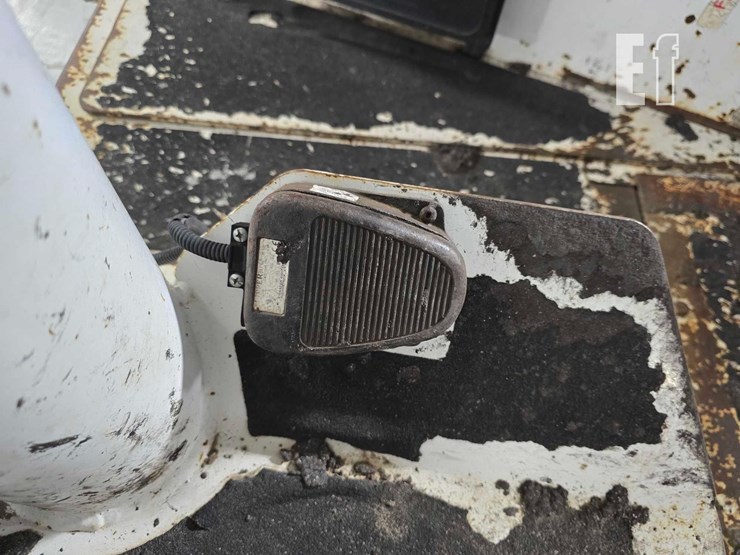 2017-roadtec-rp190e-image-16