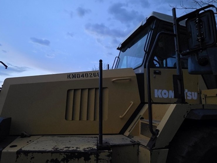 2005-komatsu-hm300-1-image-35