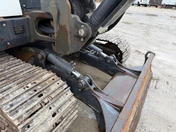 2019-bobcat-e85-image-37