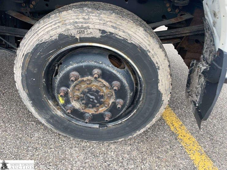 2019-ford-f350-image-24