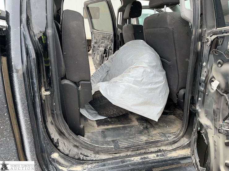 2019-chevrolet-silverado-2500hd-image-18