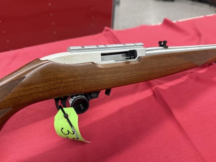 ruger-10/22-.22-lr-rifle-image-1