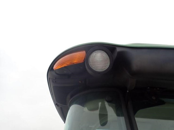 2016-john-deere-5085e-image-52