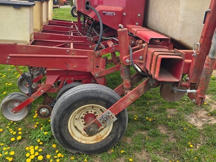 international-800-image-8