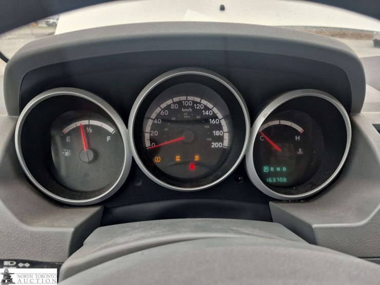 2008-dodge-grand-caravan-se-image-12