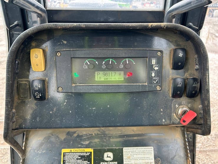 deere-650j-image-22