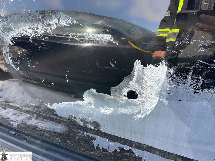 2017-chevrolet-tahoe-image-19